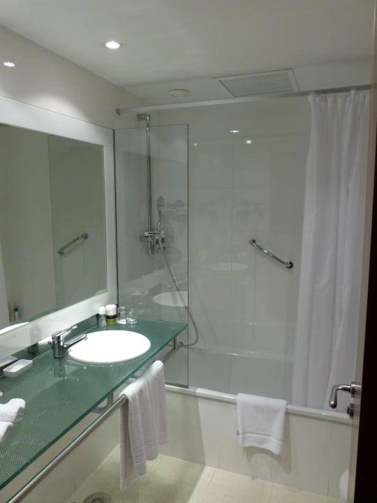 Badezimmer Hotel Four Points by Sheraton Barcelona Diagonal
