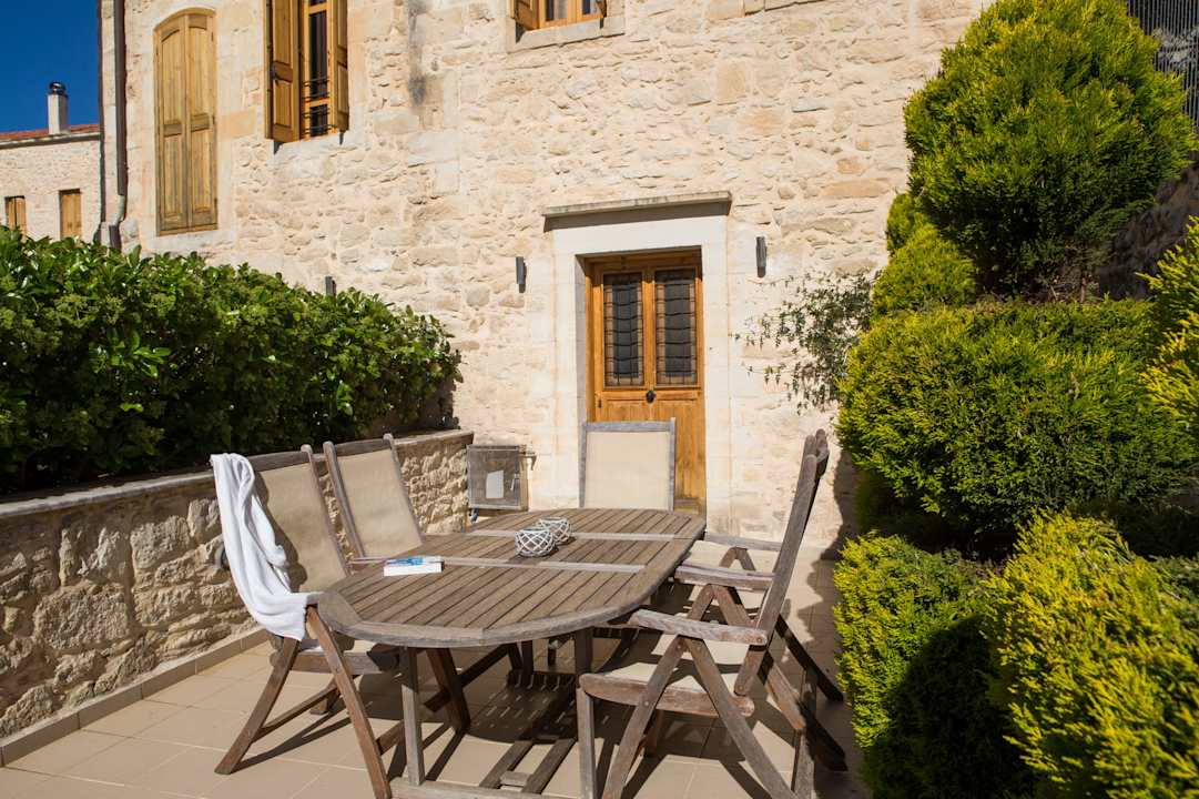 Zimmer Arcus Suites