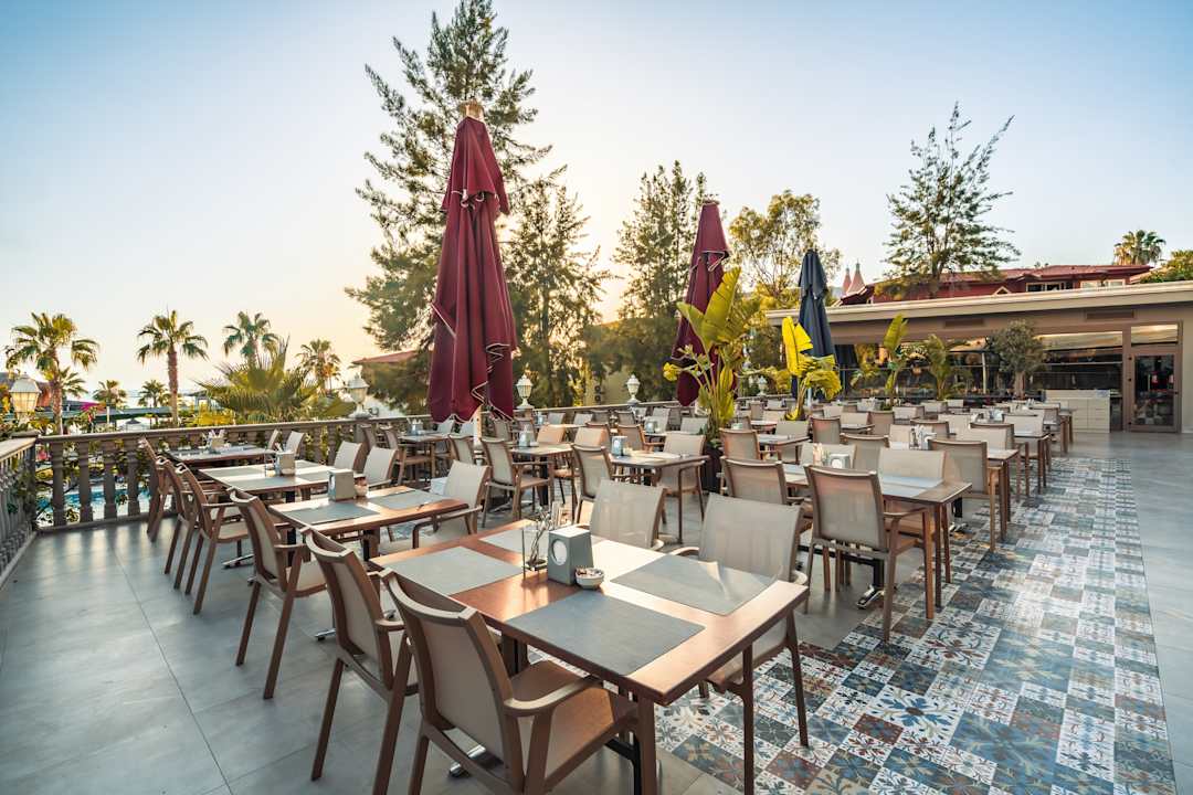 Gastro Justiniano Deluxe Resort