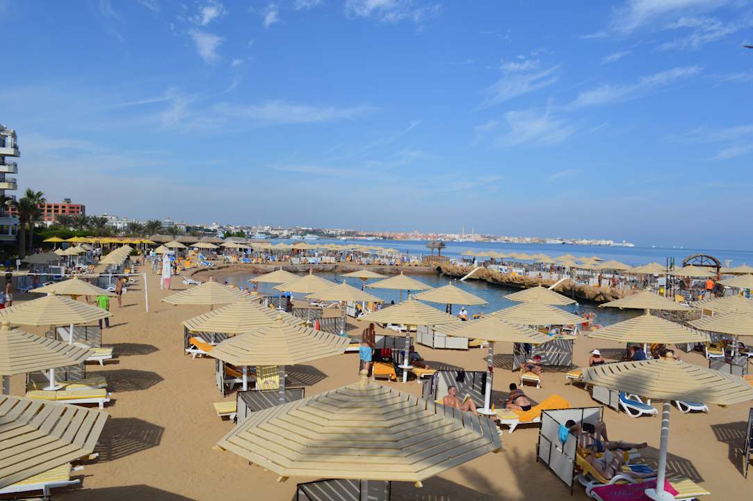 Пляж SUNRISE Holidays Resort (Adults Only)