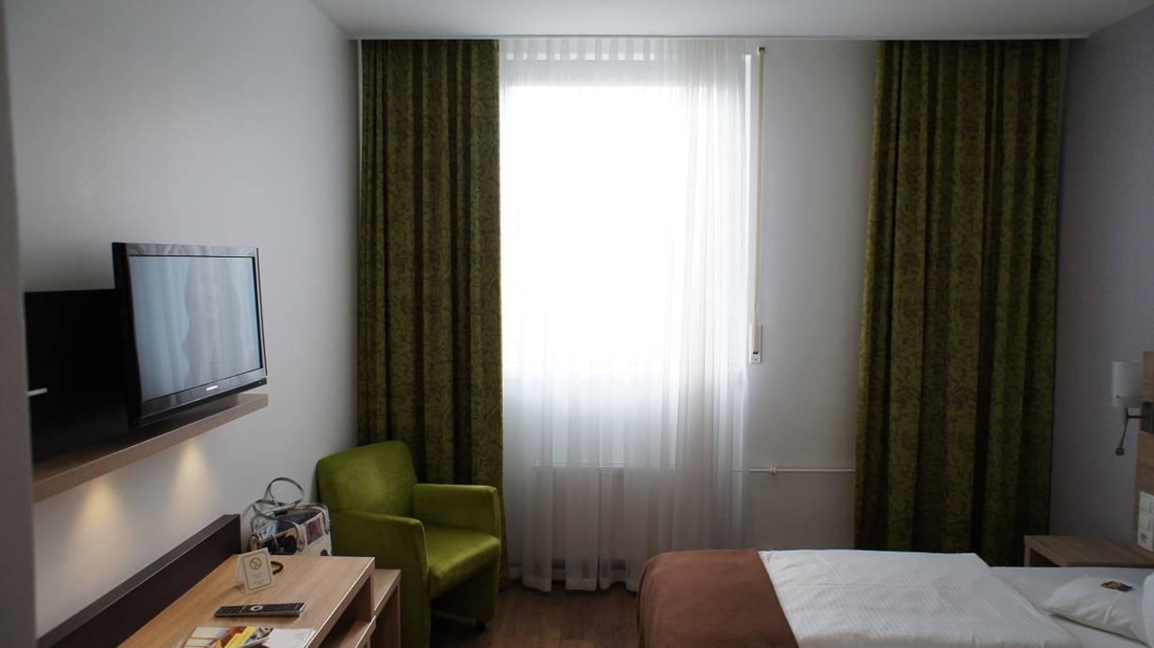 Fenster Ringhotel Loew's Merkur