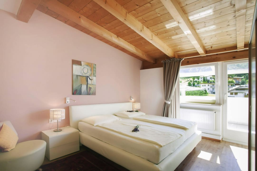 Schlafzimmer Appartement Bellavista Volkmar - Appartments & More