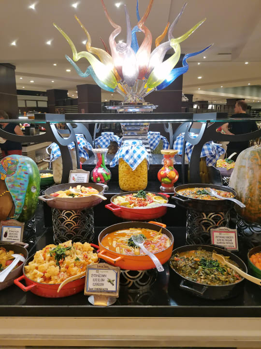 Gastro Limak Lara Deluxe Hotel & Resort