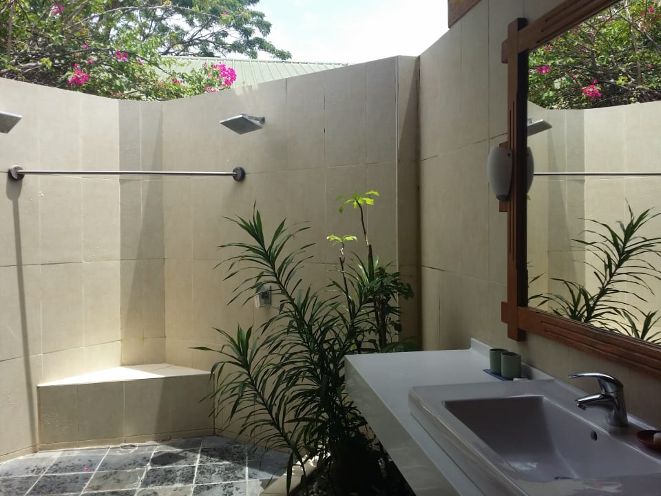 Zimmer NH Collection Maldives Reethi Resort