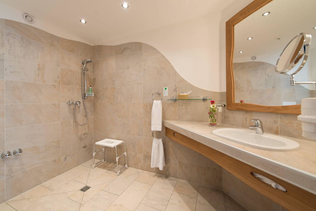 Badbeispiel Komfort Kategorie Silberkönig Schwarzwald Hotel & Restaurant Ringhotel