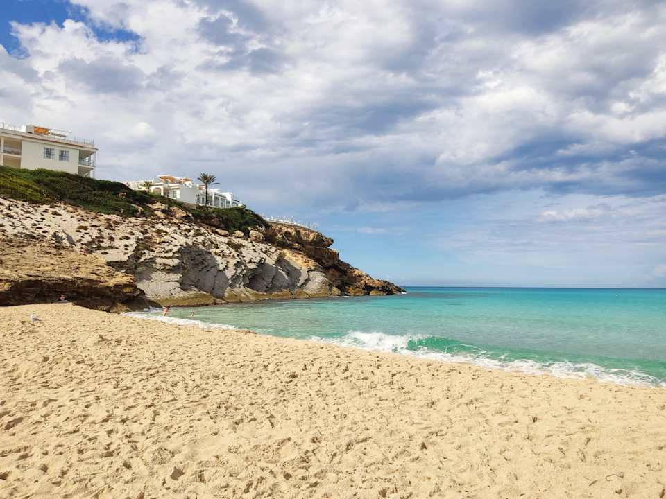 "Strand" VIVA Cala Mesquida Resort & Spa (Cala Mesquida) • HolidayCheck ...