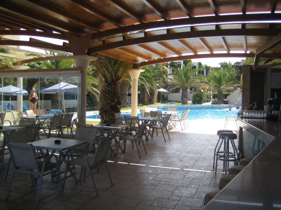 Poolbar Hotel Eva Bay