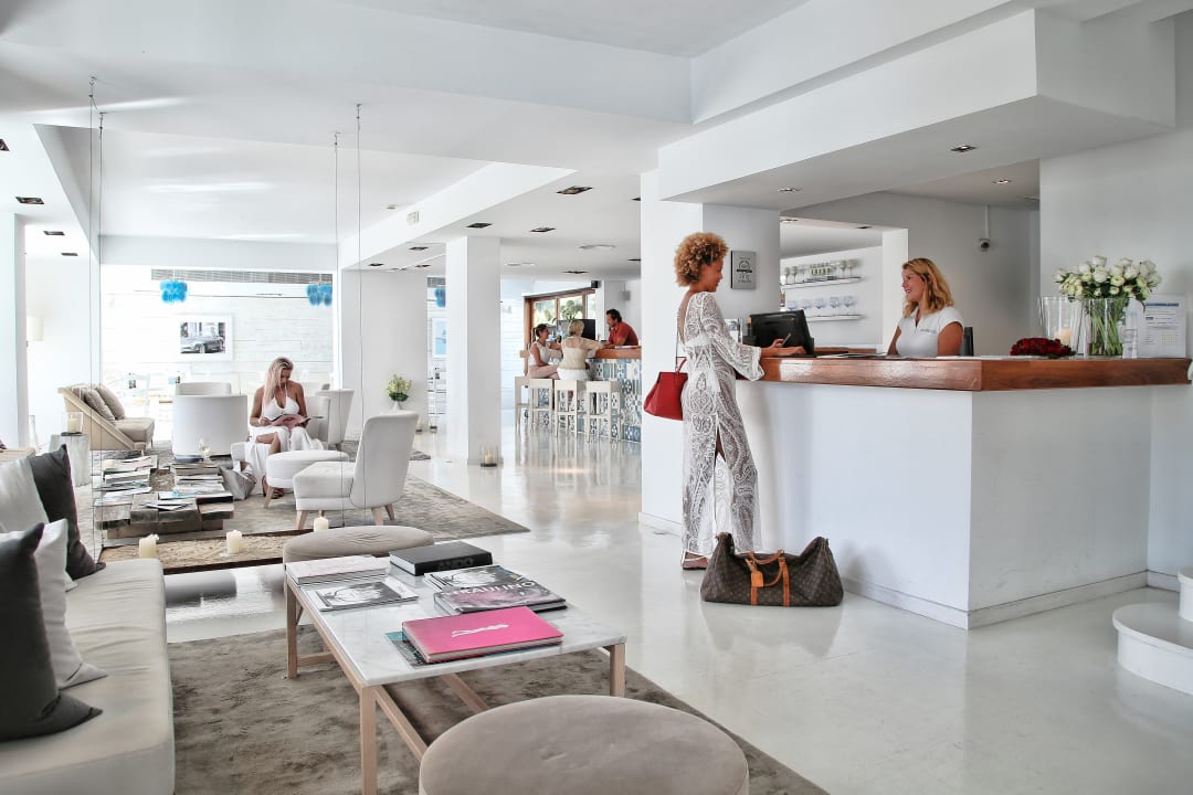 Lobby Hotel Zhero