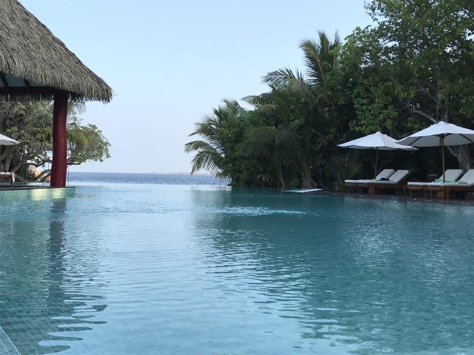 Pool Adaaran Select Meedhupparu Island Resort - Premium All Inclusive