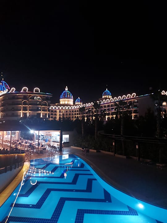 Außenansicht Saturn Palace Resort Hotel