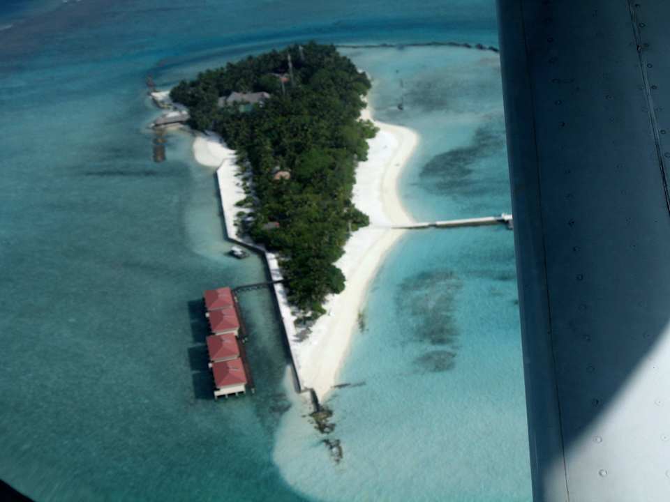 Unsere Insel aus luftiger Höhe Summer Island Maldives