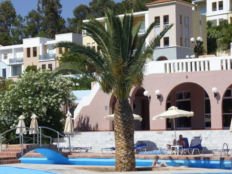 Blick vom Pool Fodele Beach & Water Park Holiday Resort