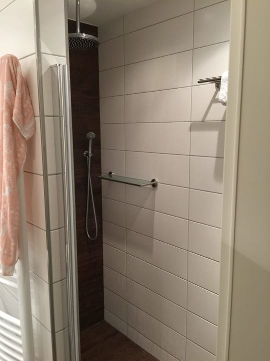 Bad mit Regendusche Ferienwohnungen Zur Alten Post Prora