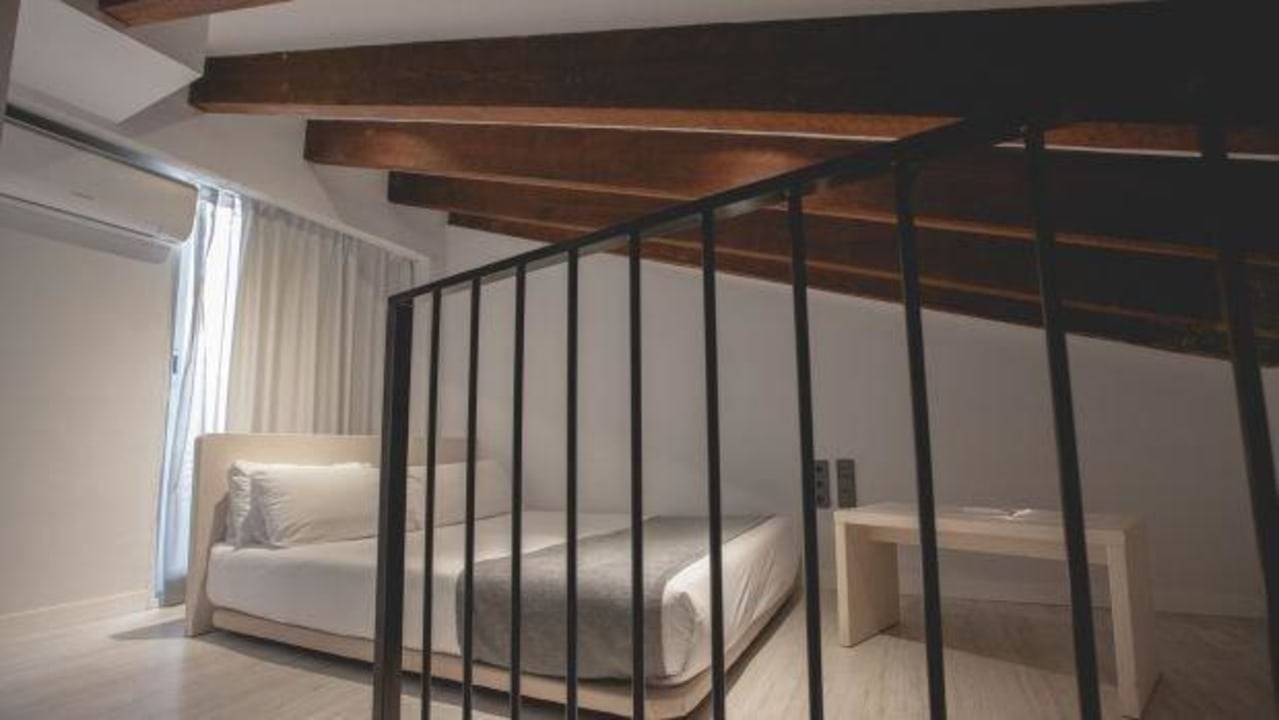 Buhardilla  Lotelito Rooms & Bar