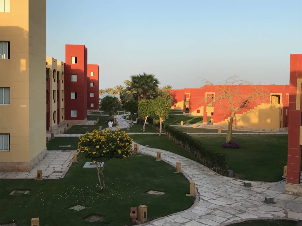 Gartenseite Casa Mare Resort