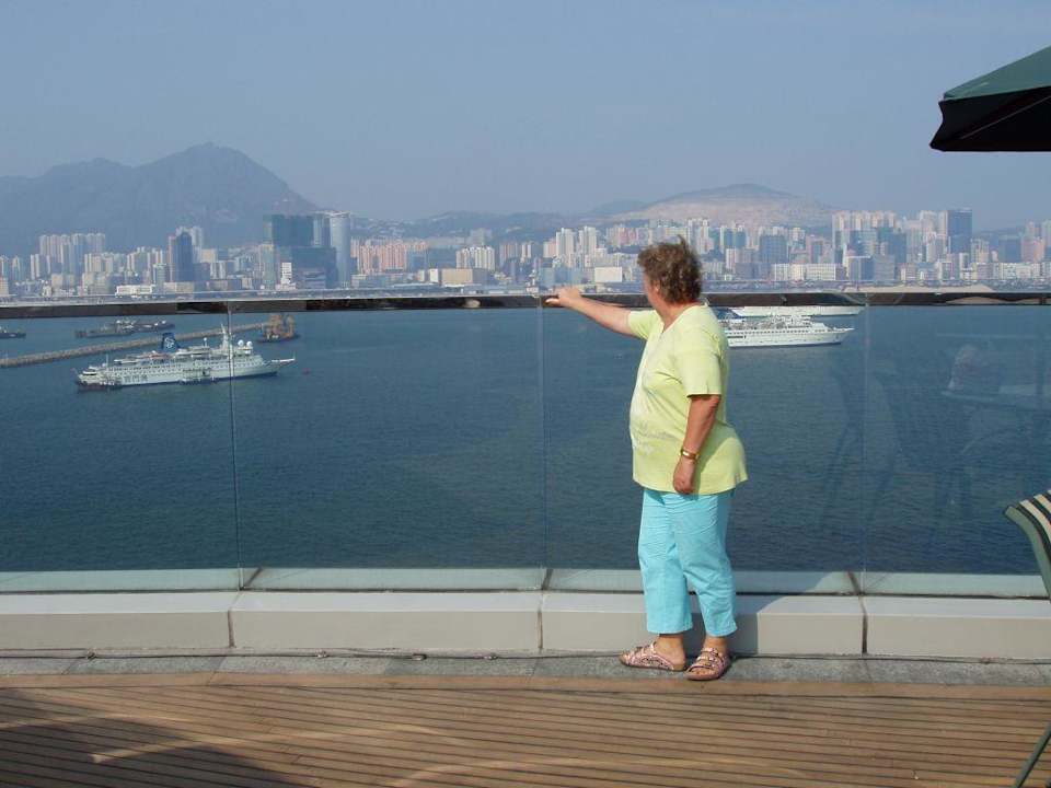 Ausssicht vom Dach Harbour Grand Kowloon