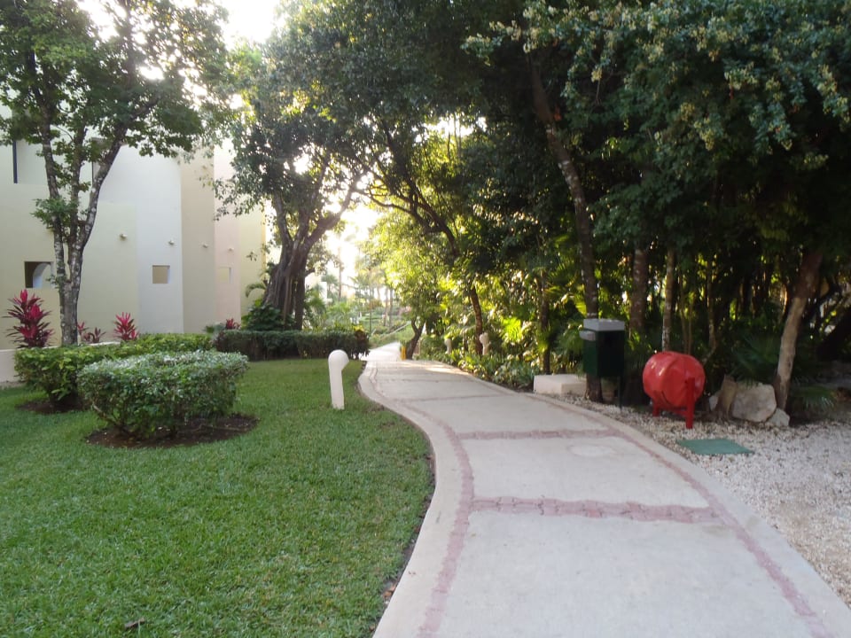 Die Gartenanlage Viva Maya by Wyndham - All Inclusive Resort