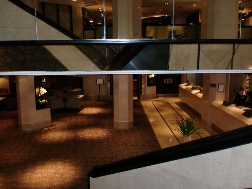 Lobby The Tower - A Guoman Hotel