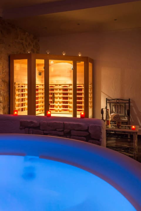 SAUNA Hotel La Bastide De Tourtour