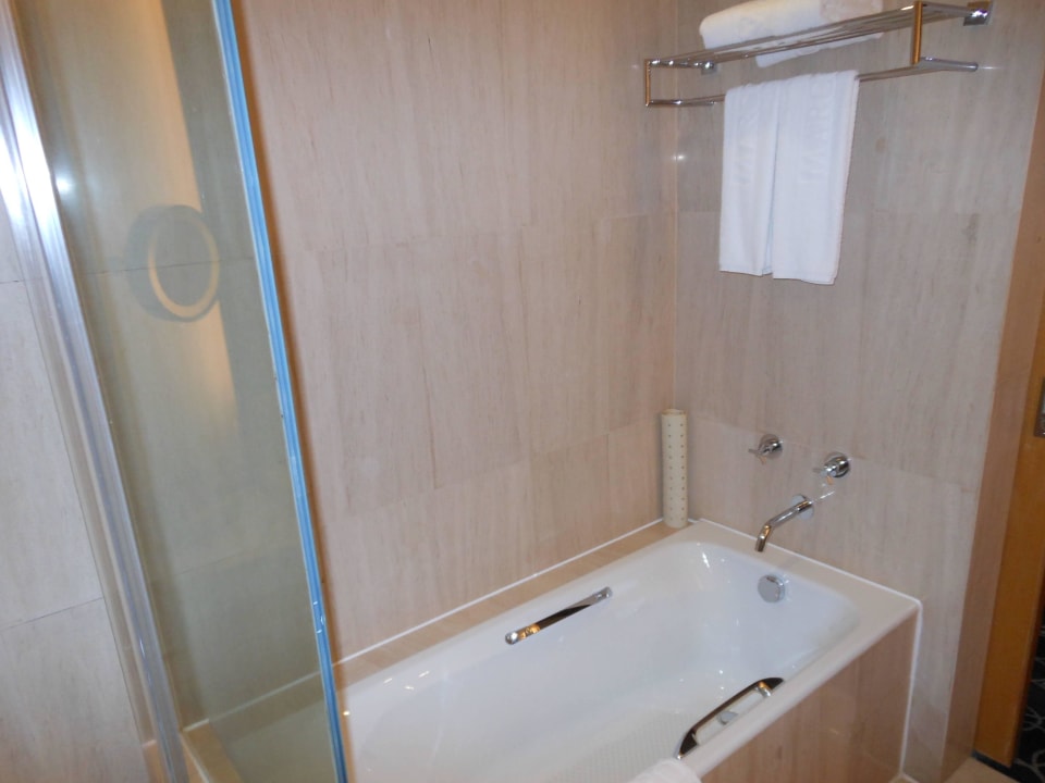 Bad im Superior-Zimmer Crowne Plaza - Shenzhen Futian, an IHG Hotel