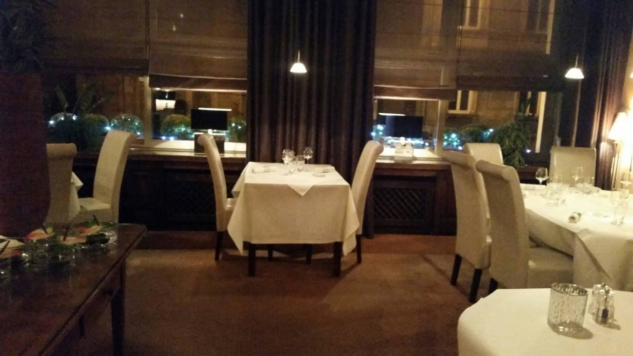 Restaurant Abends Hotel Le Strasbourg