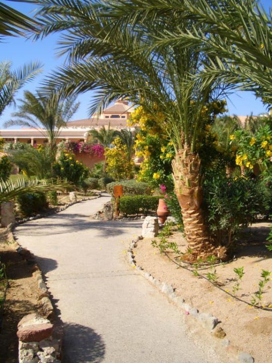 Gehweg Mövenpick Resort & Spa El Gouna