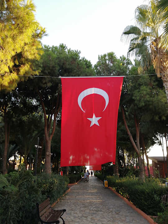 Gartenanlage Club Turtas Beach Hotel