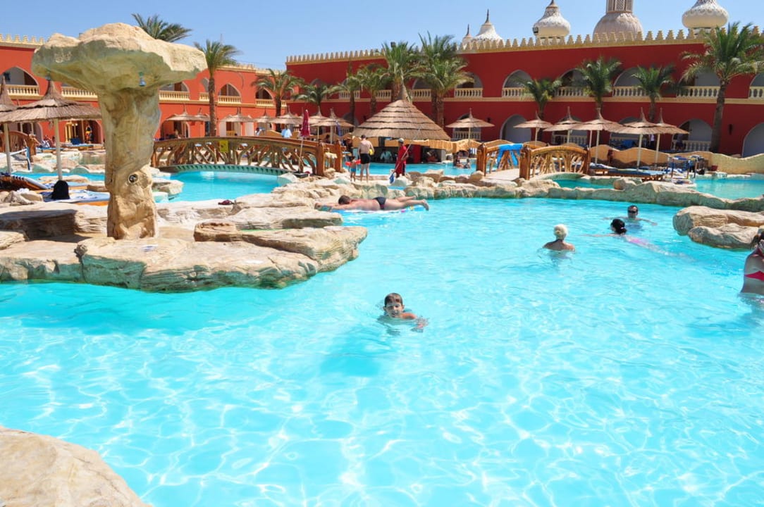 Бассейн 3 Pickalbatros Alf Leila Wa Leila Resort - Neverland Hurghada