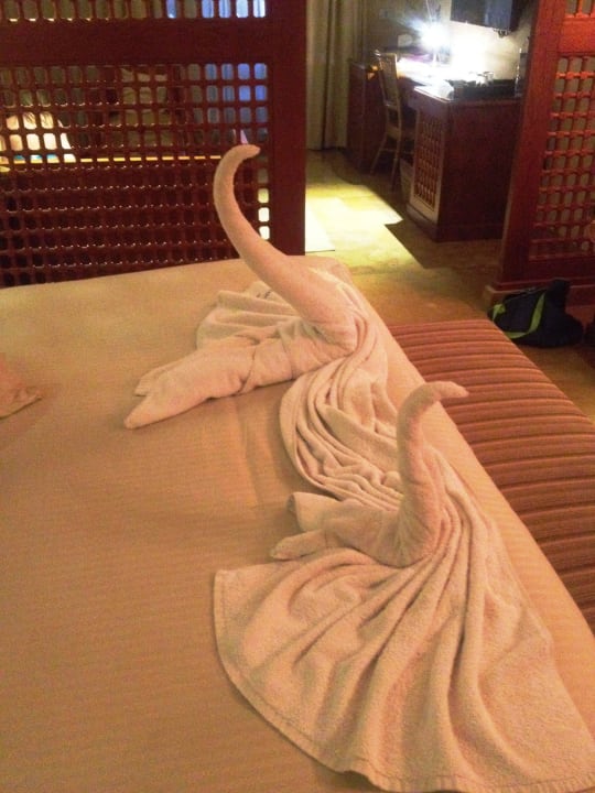 Лебеди Grand Waterworld Makadi & Family Star Makadi