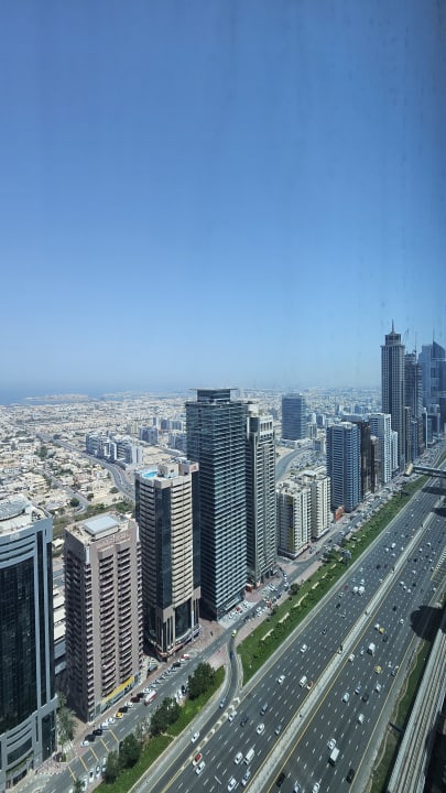 Ausblick Rose Rayhaan by Rotana