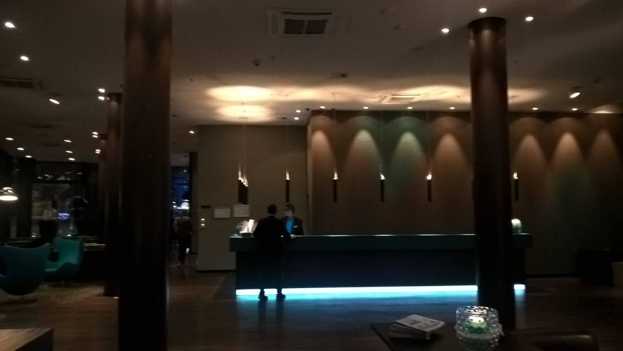 Lobby Motel One Köln Waidmarkt