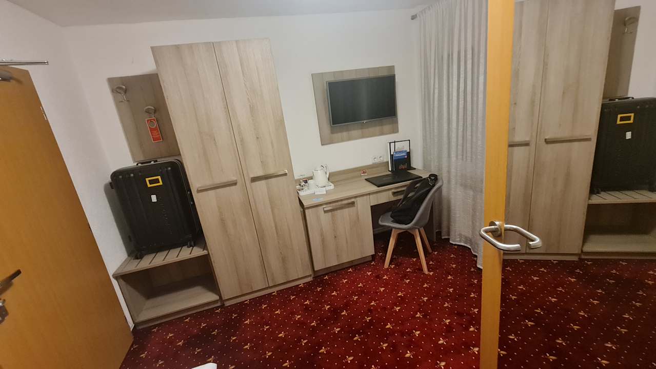 Zimmer Airport Hotel Filder Post
