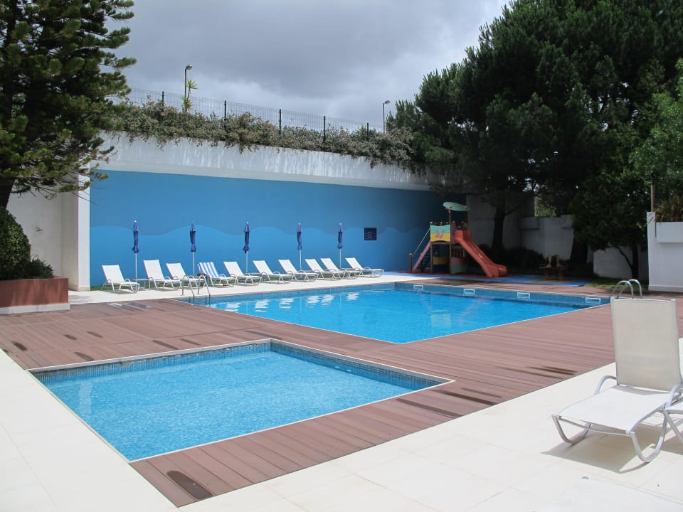 16 Grad Wassertemperatur Novotel Lisboa