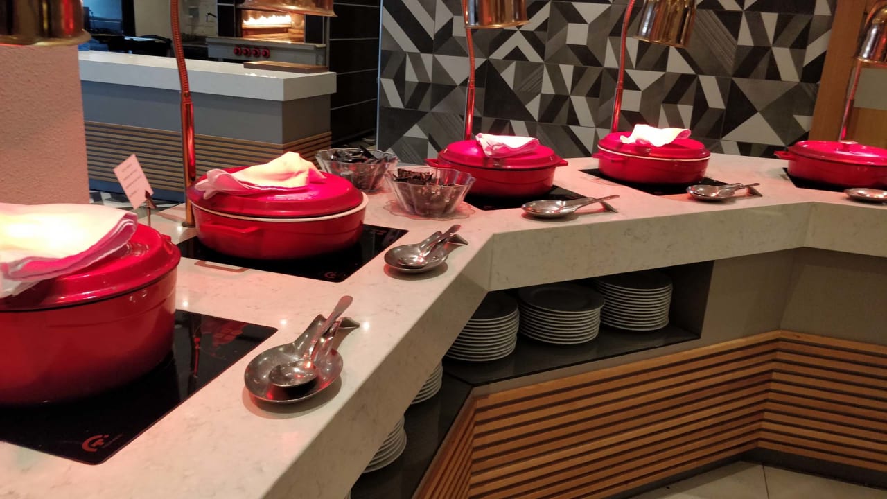 Gastro Design Plus Seya Beach Hotel