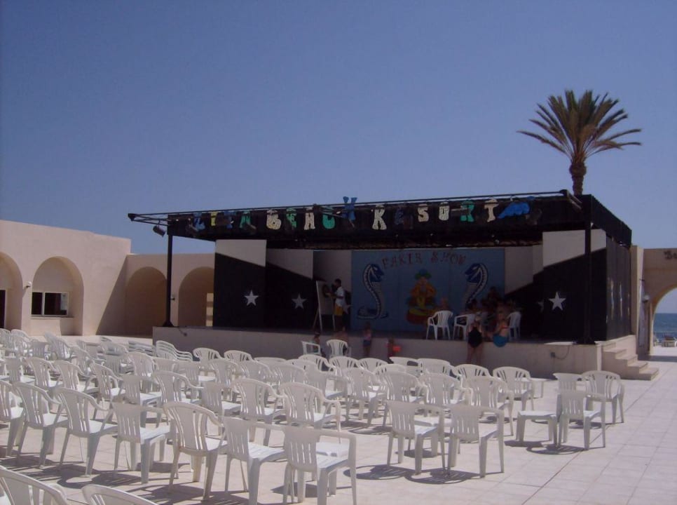 Plaza Zita Beach Resort