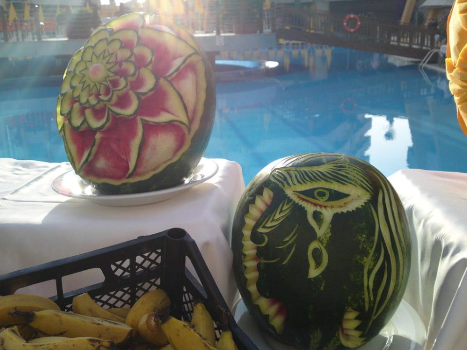 Schöne Melonen, mit Liebe zubereitet Alaiye Resort & Spa