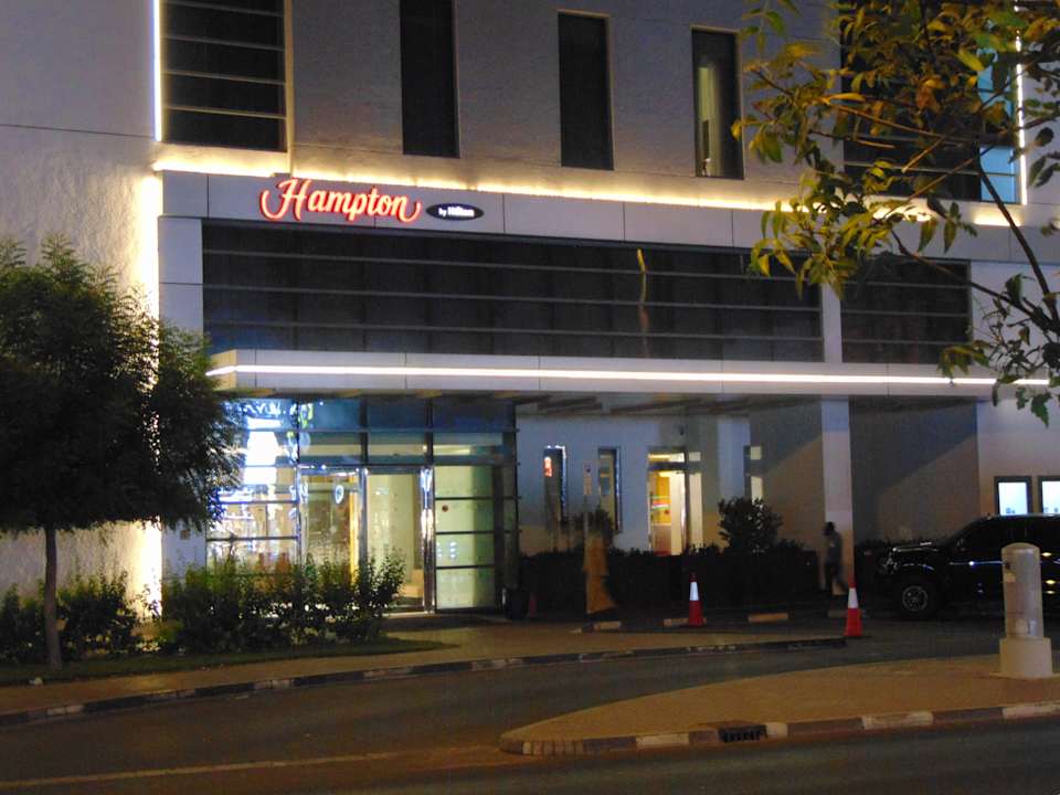 Außenansicht Hampton By Hilton Dubai Airport