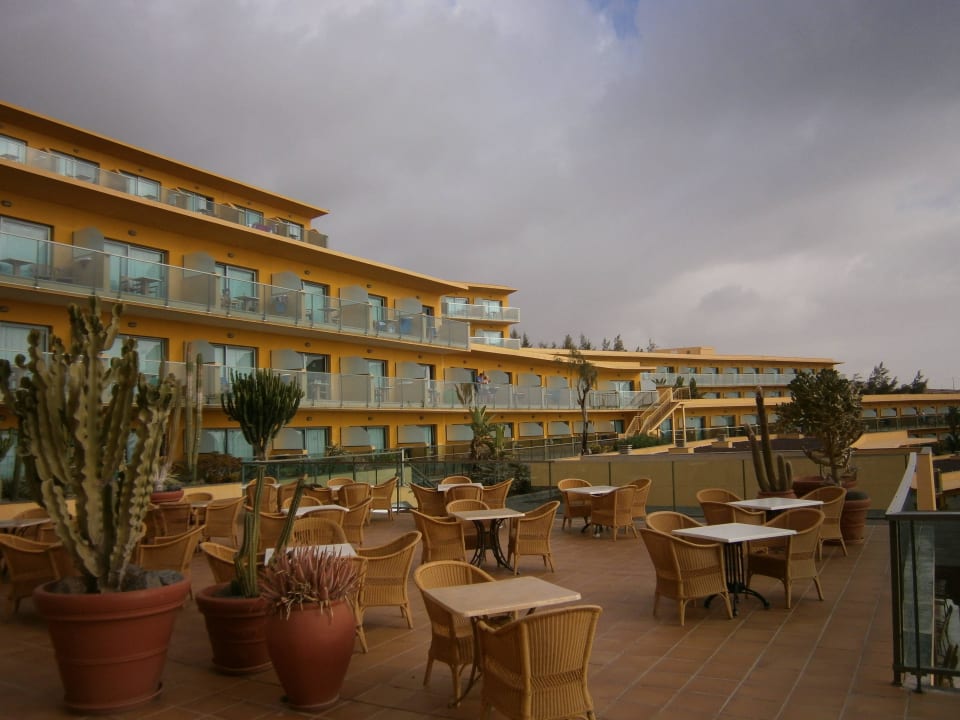 Einer der vielen Terrassen  SBH Club Paraiso Playa