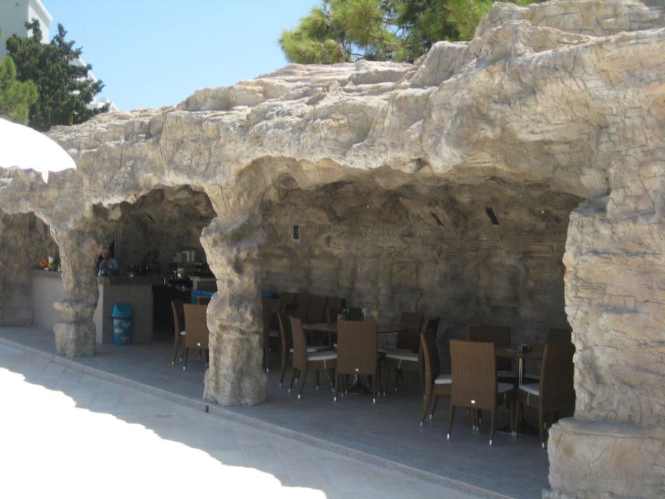 Poolbar SENTIDO Port Royal Villas & Spa