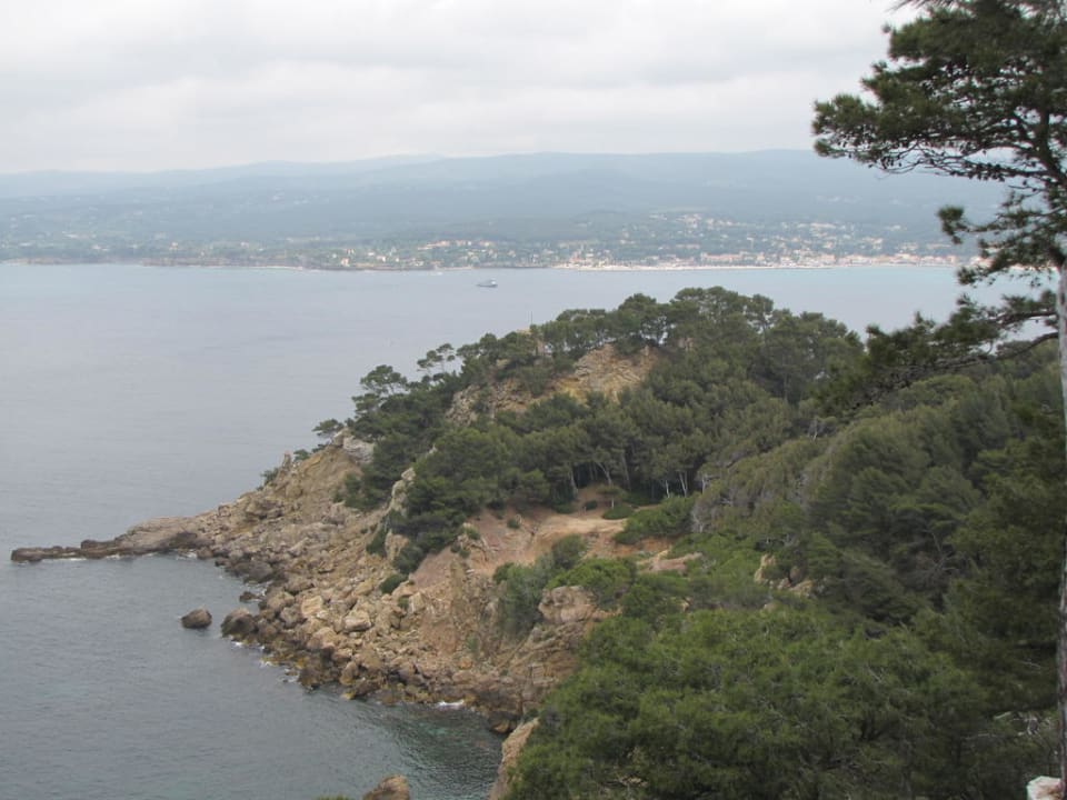 Blick über die Bucht von Les Lecques Hapimag Resort La Madrague