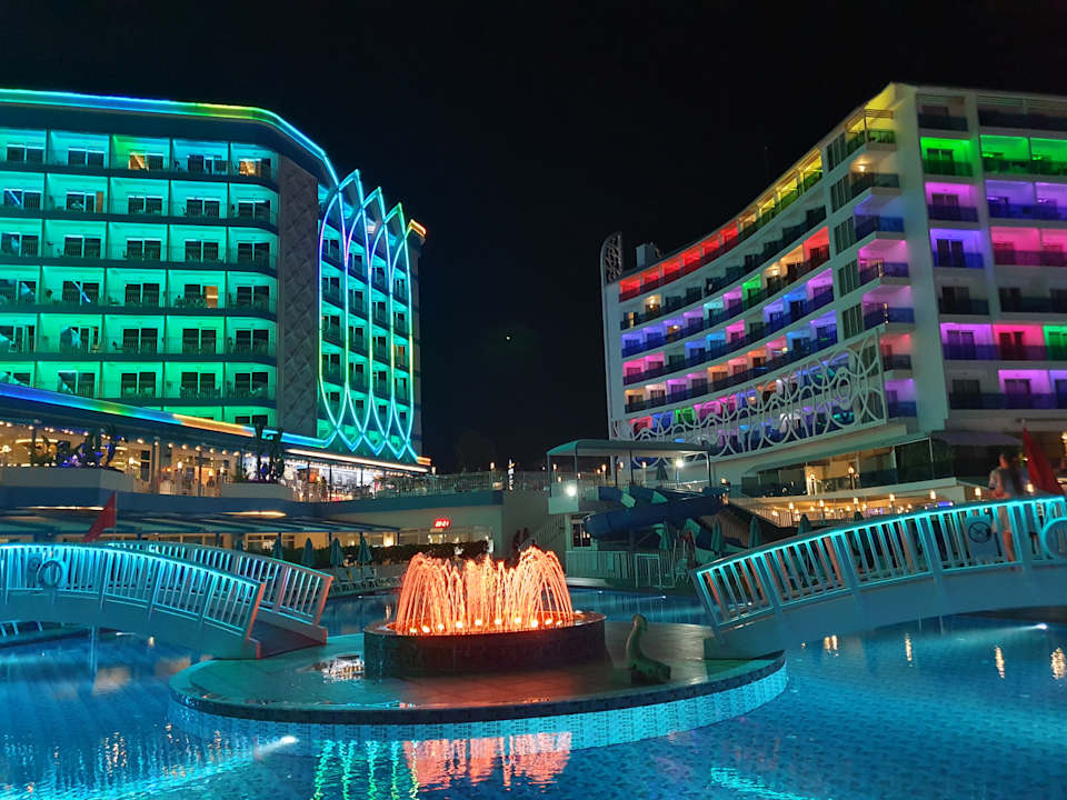 Außenansicht Granada Luxury Beach