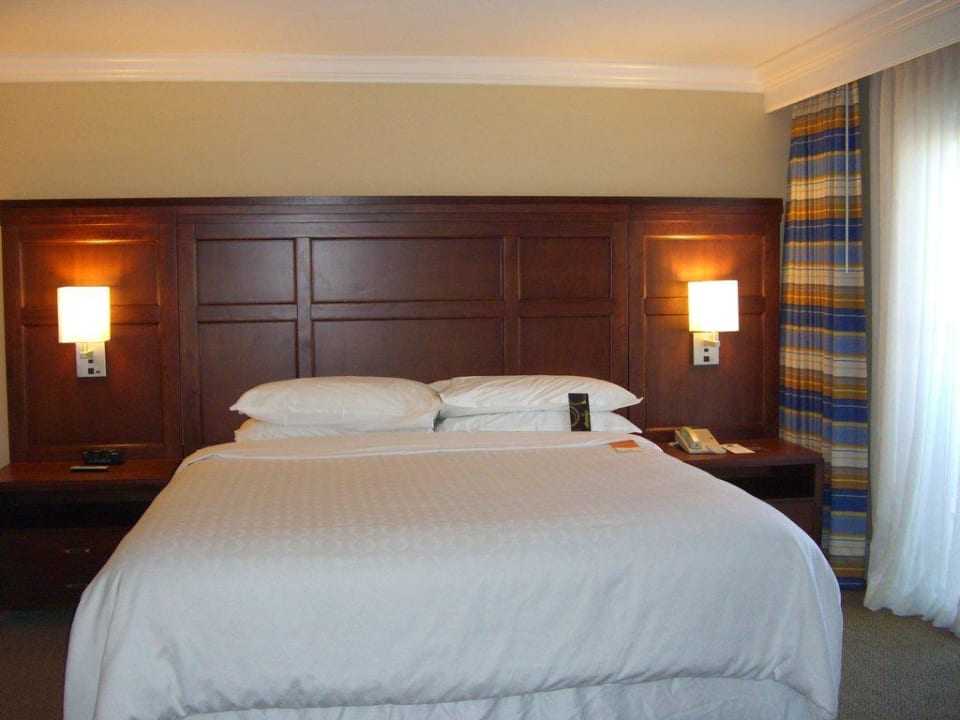 Sehr bequemes Bett Hotel Sheraton Suites Key West