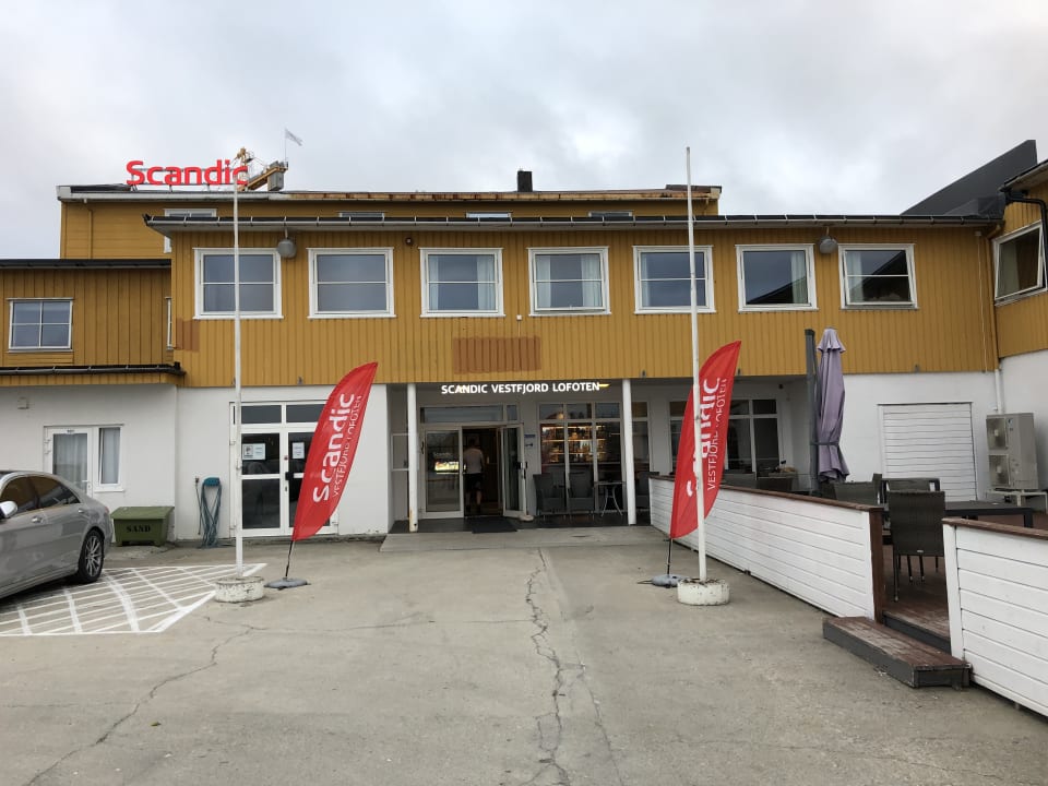 Außenansicht Scandic Vestfjord Lofoten