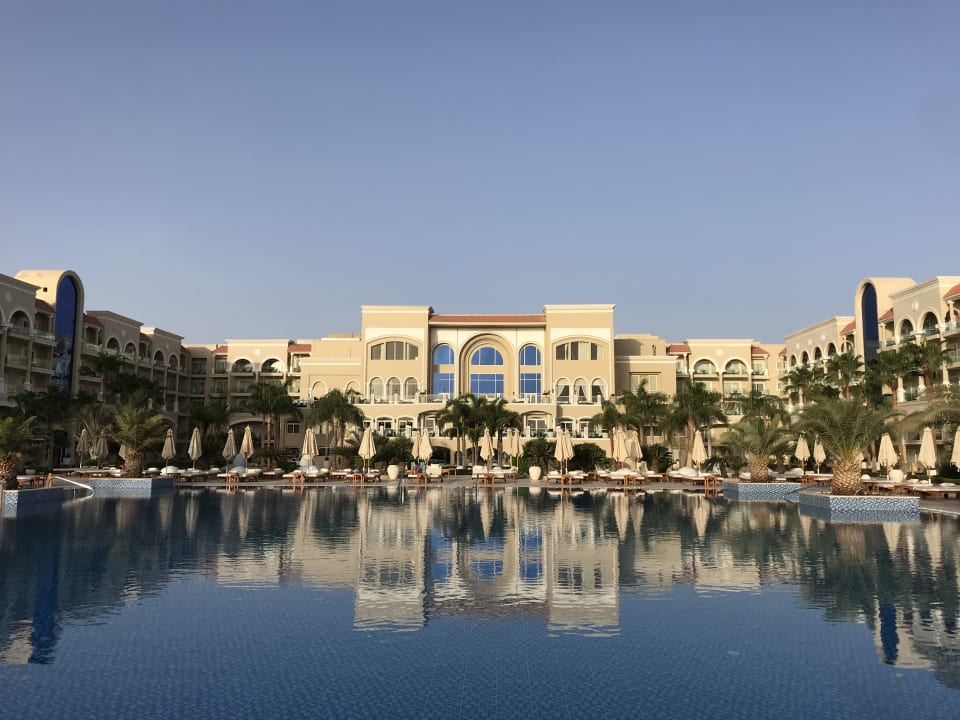 Pool Premier Le Reve Hotel & Spa