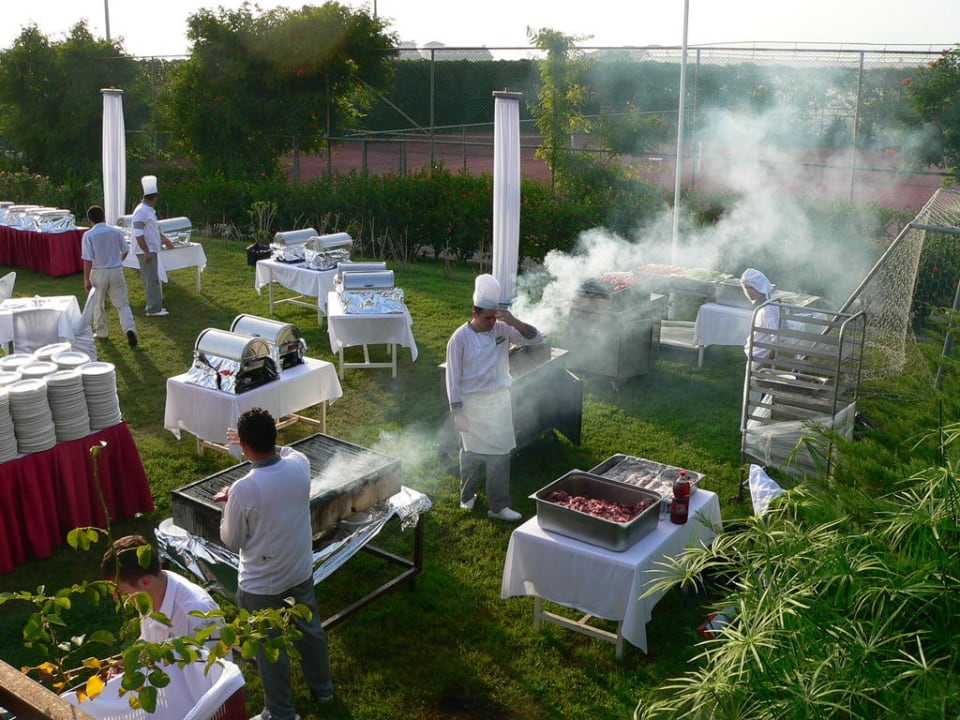 Vorbereitung zum Galaabend Alba Resort Hotel