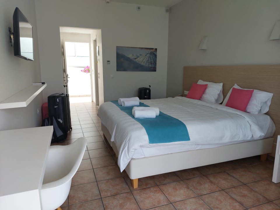 Zimmer Nasos Hotel & Resort
