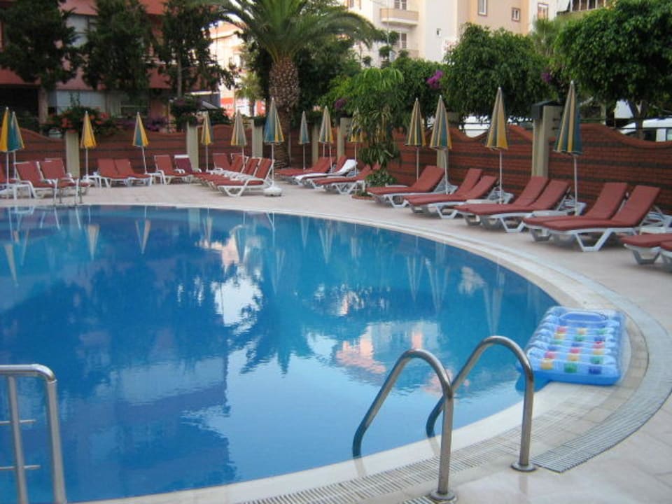 pool Gardenia Hotel