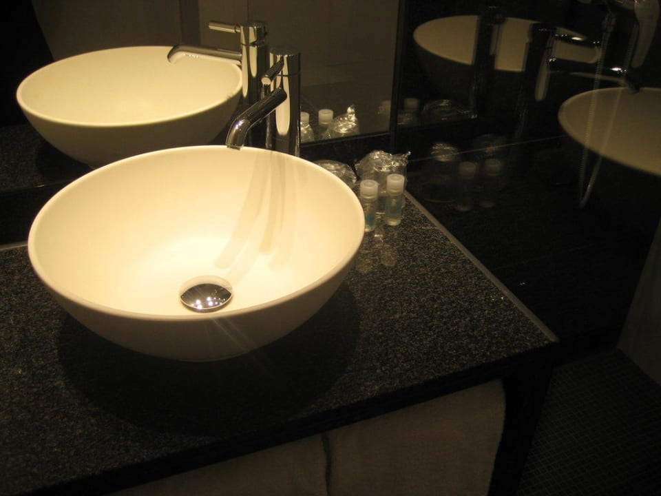 Bad Motel One Hamburg-Alster