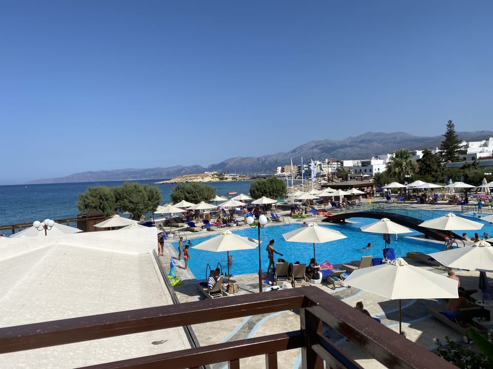 Pool Creta Maris Resort