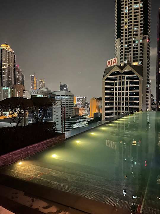 Pool Eastin Grand Hotel Sathorn